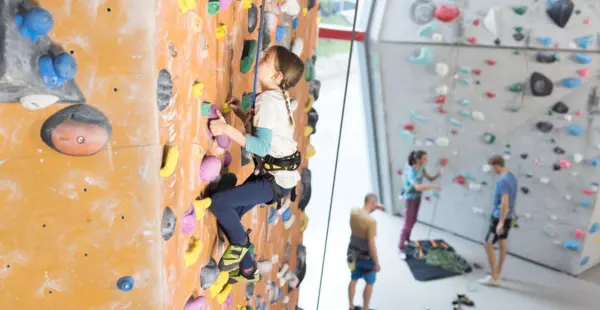 Familienklettern | © DAV/Jens Klatt